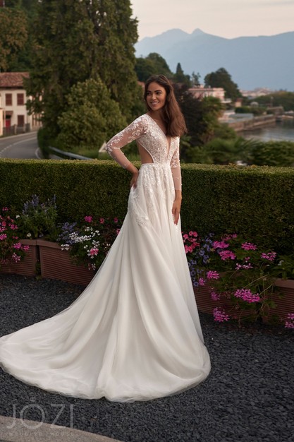 Gabbiano. Свадебное платье Базио. Коллекция Allure 